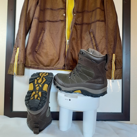 North Face Chilkat Nylon Boots Size 12 Like New - Picture 3 of 9